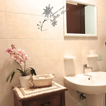 Soggiorno Vacanze Stella Alpina Temu Room photo